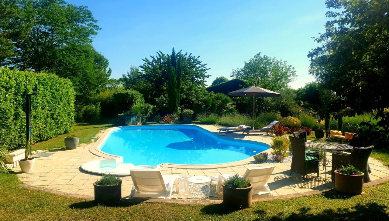 Le Clos De L'Amiral Preguillac Exterior photo